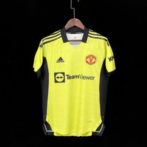 football-shirt-manchester-united-goalkeeper-21-22-1 Football Shirt Manchester United Goalkeeper 21-22 front