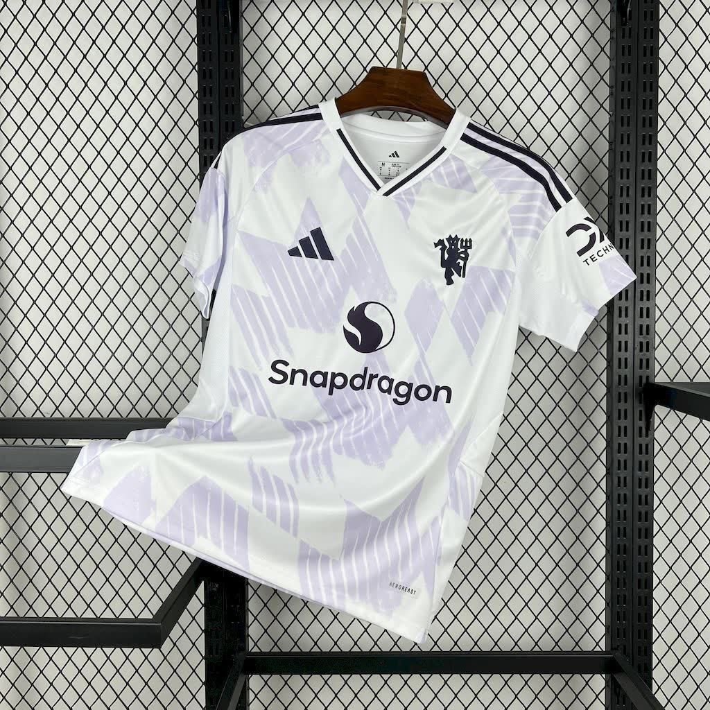 Football Shirt Manchester United Away 25-26 front