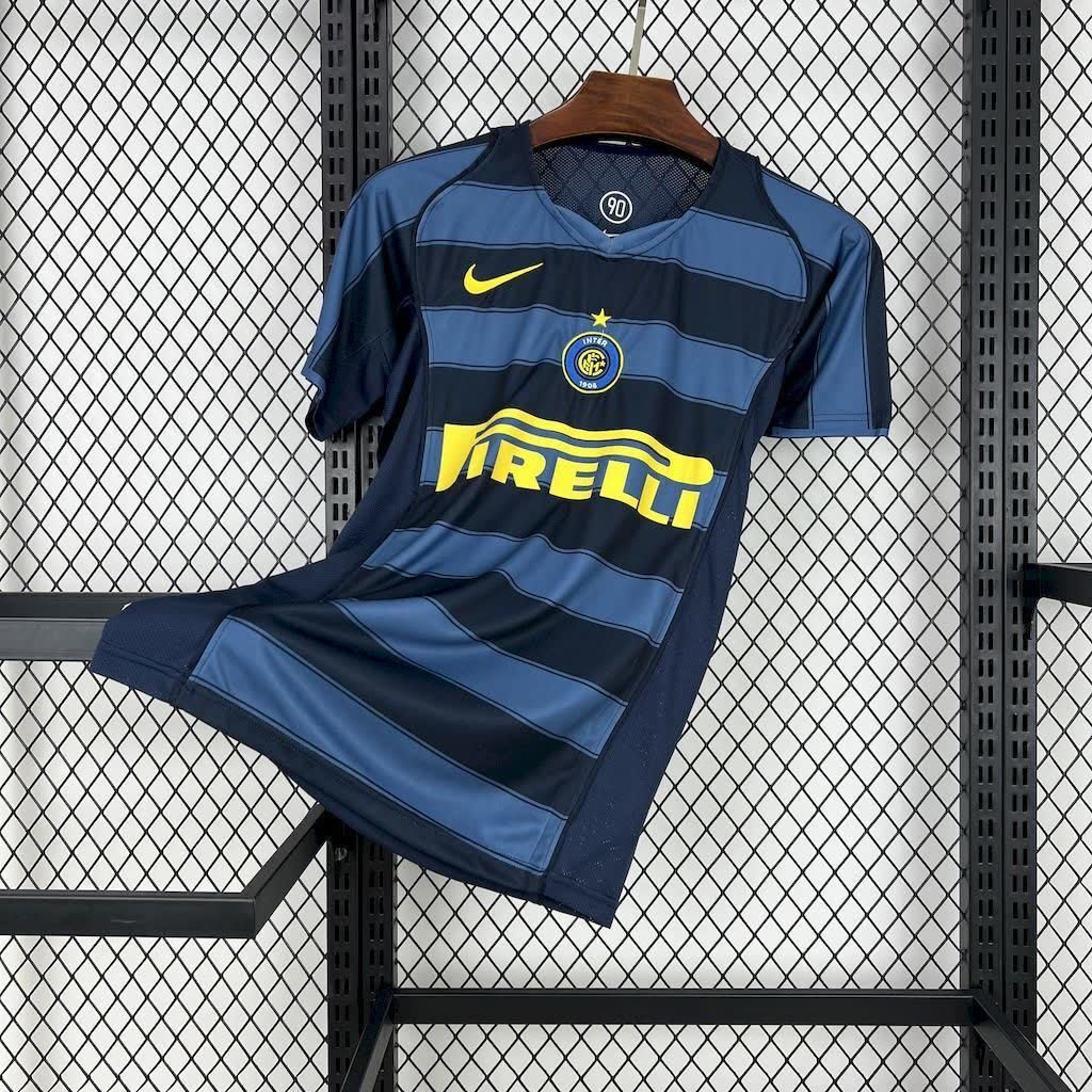 football-shirt-inter-milan-third-04-5-1 Football Shirt Inter Milan Third 04-05 front