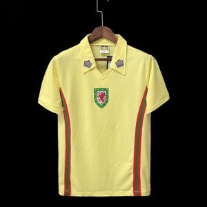 football-shirt-wales-away-76-79-retro-1 Football Shirt Wales Away 76-79 Retro front