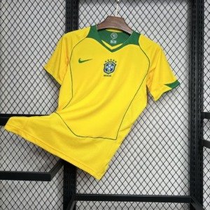 football-shirt-brazil-home-04-05-retro-1 Football Shirt Brazil Home 04-05 Retro front