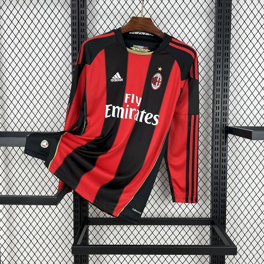 football-shirt-ac-milan-home-10-11-long-sleeves-retro-1 Football Shirt AC Milan Home 10-11 Long Sleeves Retro front