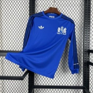 football-shirt-manchester-united-blue-retro-24-25-long-sleeves-1 Football Shirt Manchester United Blue Retro 24-25 Long Sleeves front