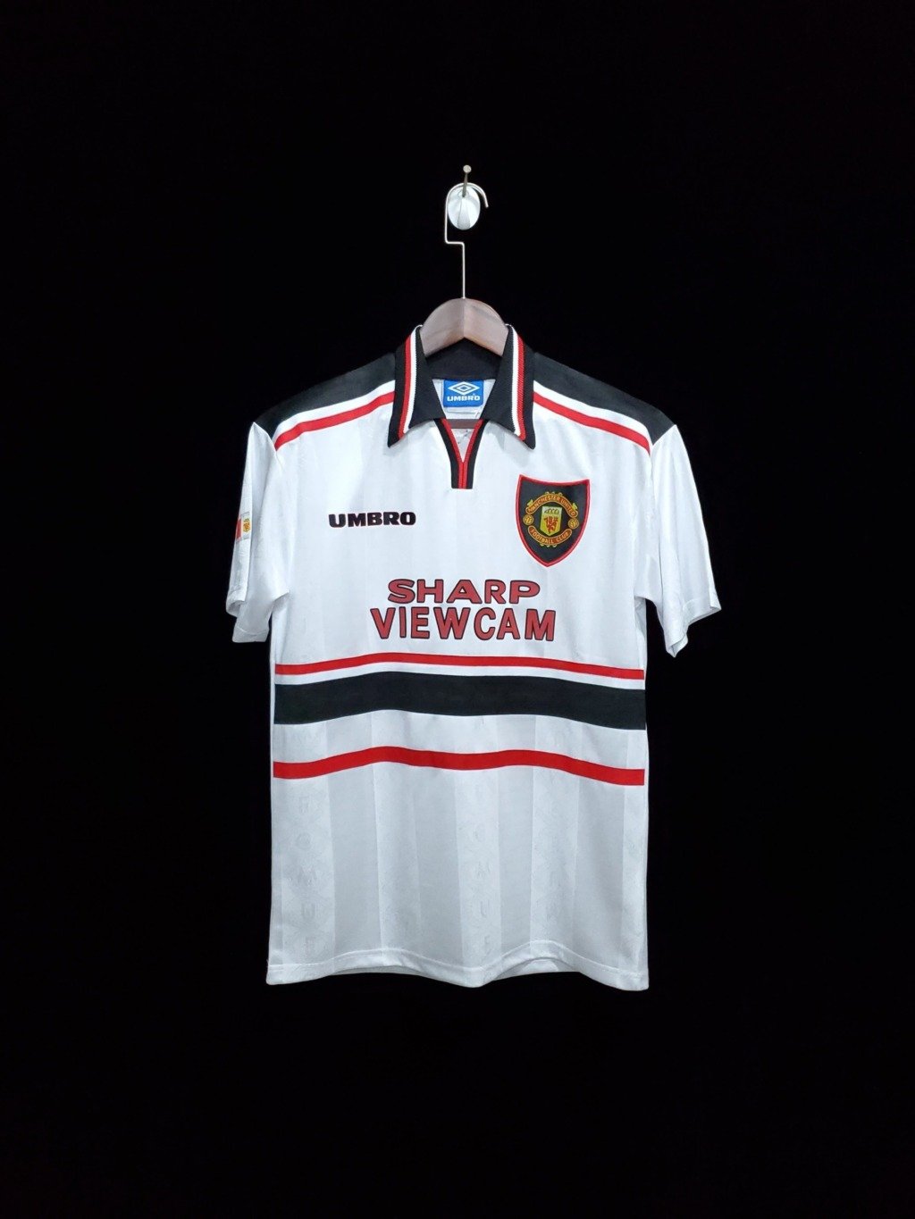football-shirt-manchester-united-away-97-98-1 Football Shirt Manchester United Away 97-98 front