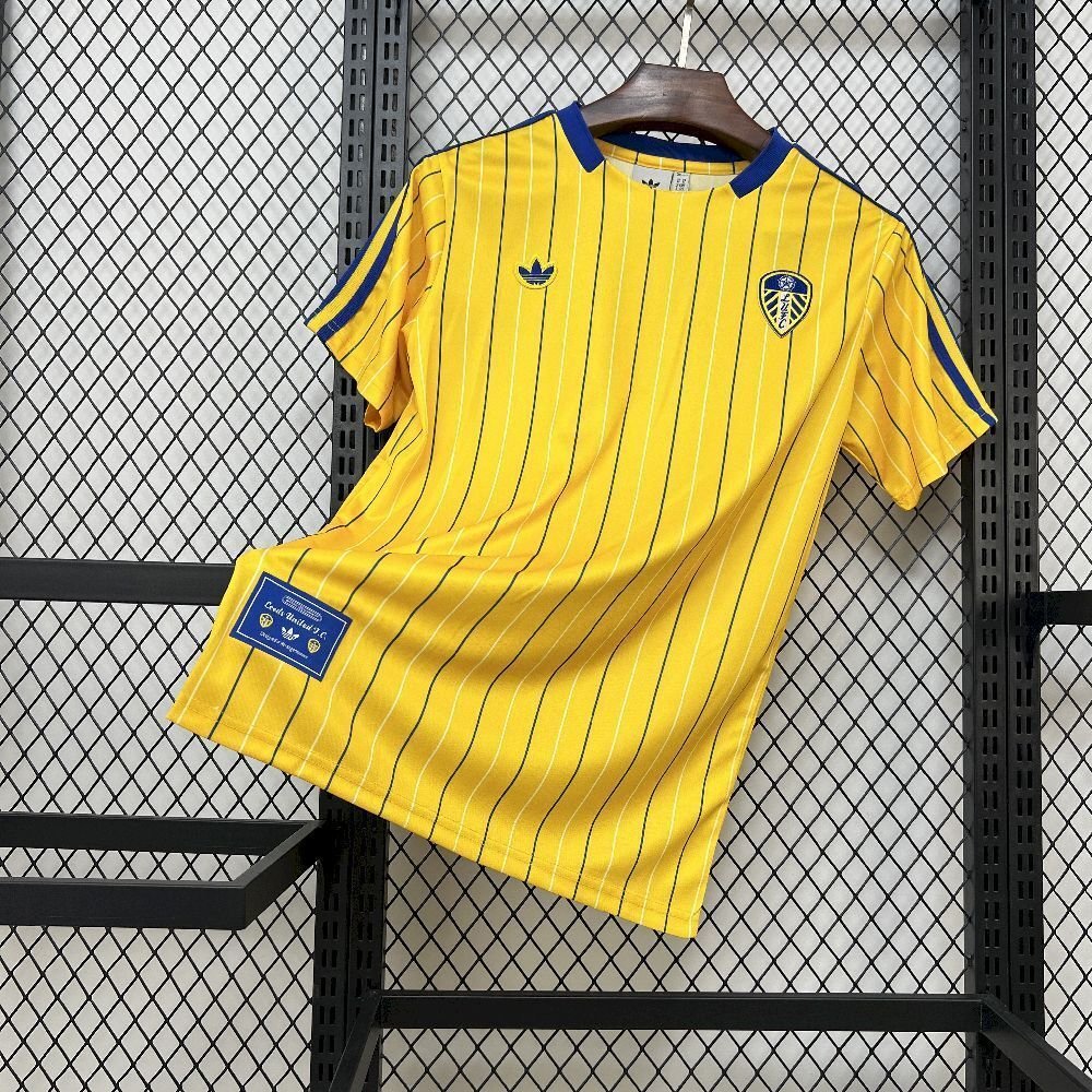 football-shirt-leeds-united-icon-25-26-1 Football Shirt Leeds United Icon 25-26 front
