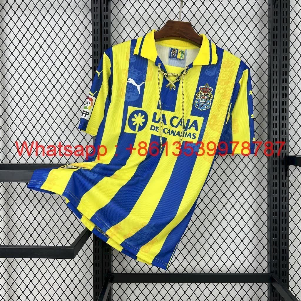 football-shirt-ud-las-palmas-away-98-99-retro-1 Football Shirt UD Las Palmas Away 98-99 Retro front