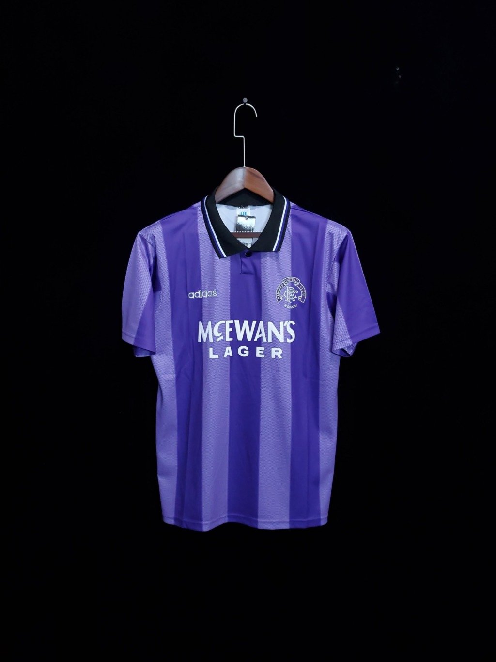 football-shirt-wanderers-94-95-retro-1 Football Shirt Wanderers 94-95 Retro front
