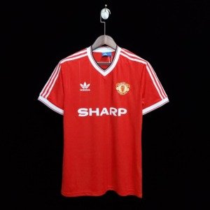 football-shirt-manchester-united-home-83-84-retro-1 Football Shirt Manchester United Home 83-84 Retro front