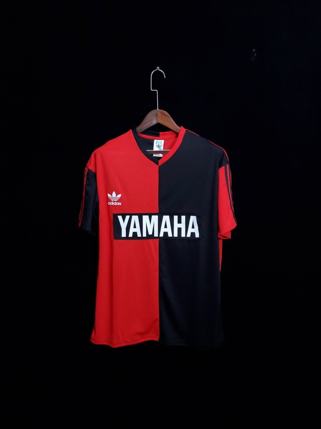 football-shirt-newell-s-old-boys-93-94-home-retro-1 Football Shirt Newell's Old Boys 93-94 Home Retro front