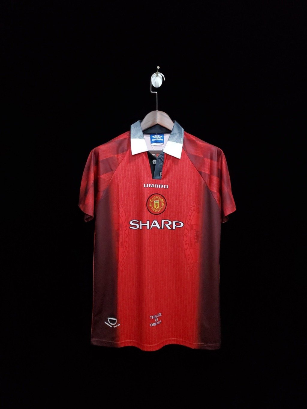 football-shirt-manchester-united-home-96-97-retro-1 Football Shirt Manchester United Home 96-97 Retro front