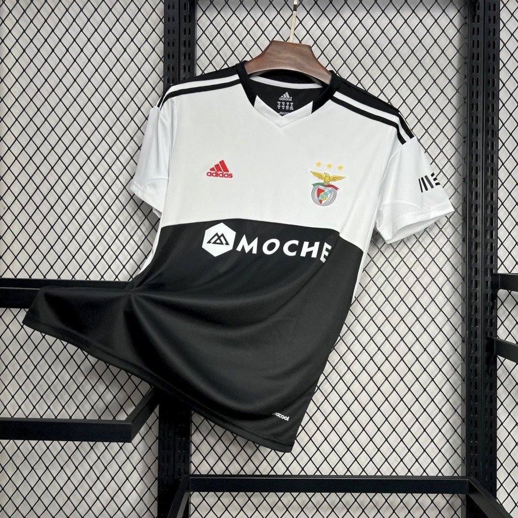 football-shirt-benfica-away-13-14-retro-1 Football Shirt Benfica Away 13-14 Retro front