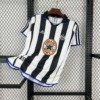 Football Shirt Newcastle United Home 99-00 Retro front