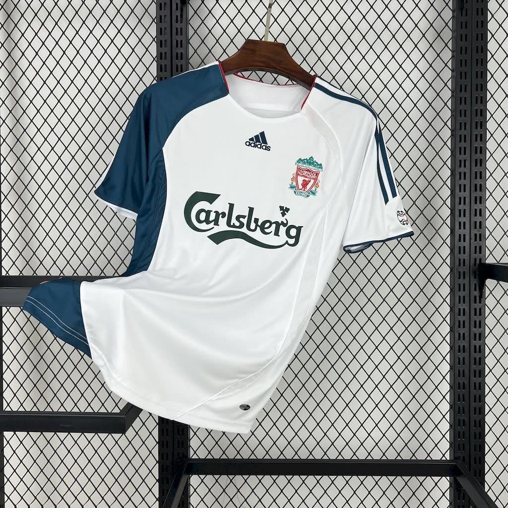 football-shirt-liverpool-fc-away-06-07-retro-1 Football Shirt Liverpool FC Away 06-07 Retro front