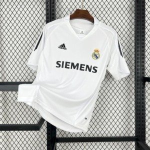 Football Shirt Real Madrid Home 05-06 Retro front