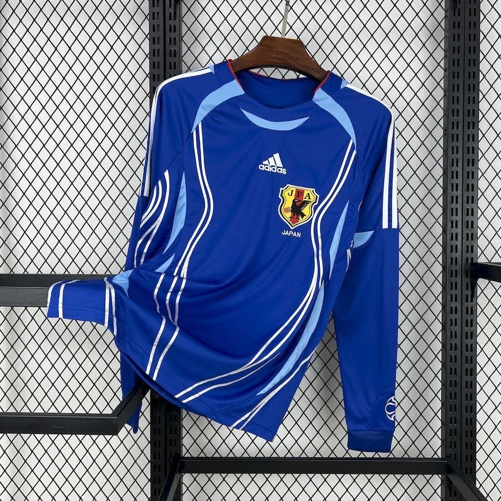 football-shirt-japan-home-06-07-long-sleeves-retro-1 Football Shirt Japan Home 06-07 Long Sleeves Retro front
