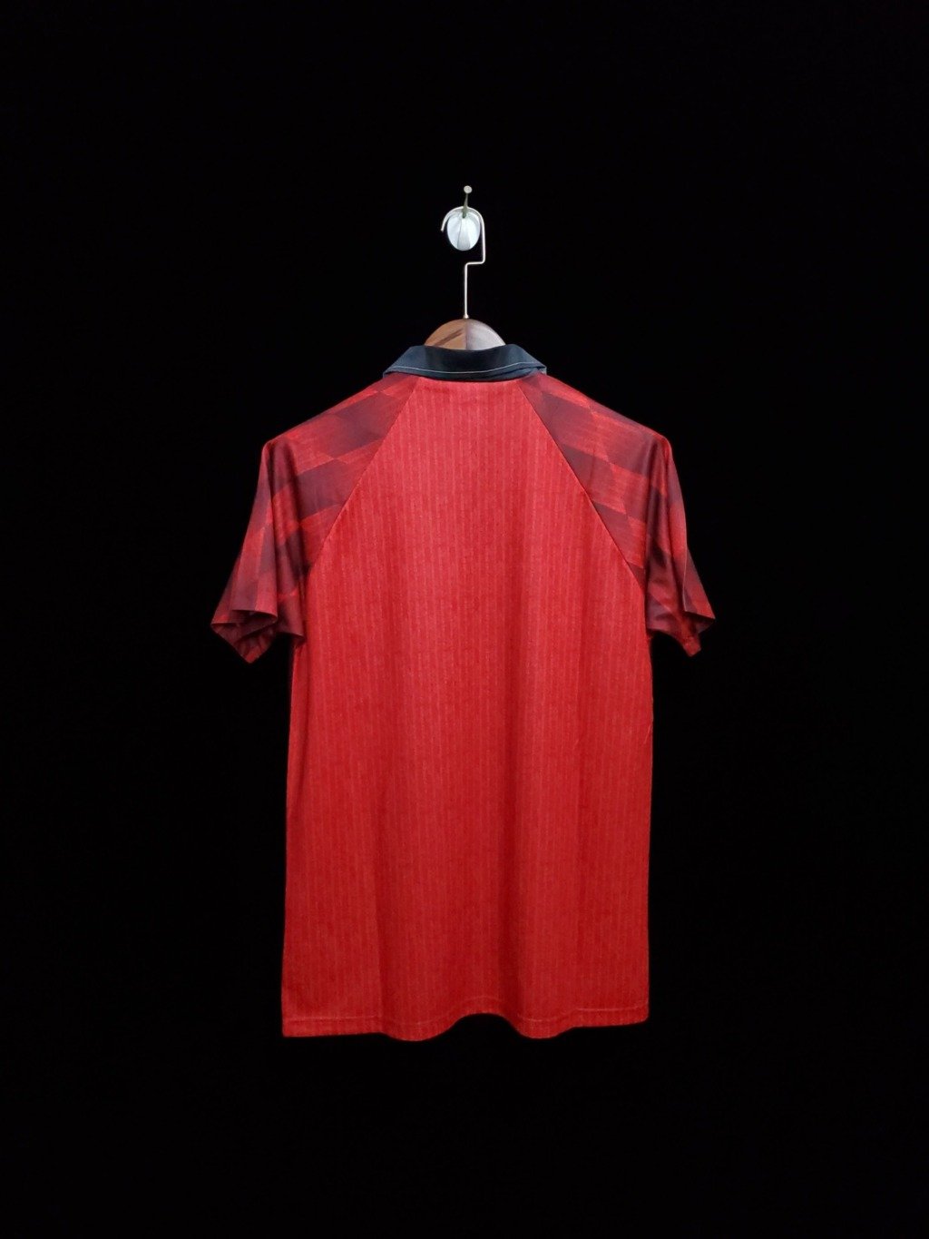 football-shirt-manchester-united-home-96-97-retro-2 Football Shirt Manchester United Home 96-97 Retro back