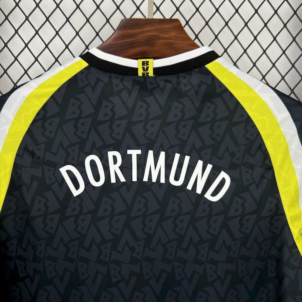 football-shirt-borussia-dortmund-away-95-96-long-sleeves-retro-3 Football Shirt Borussia Dortmund Away 95-96 Long Sleeves Retro extra 1