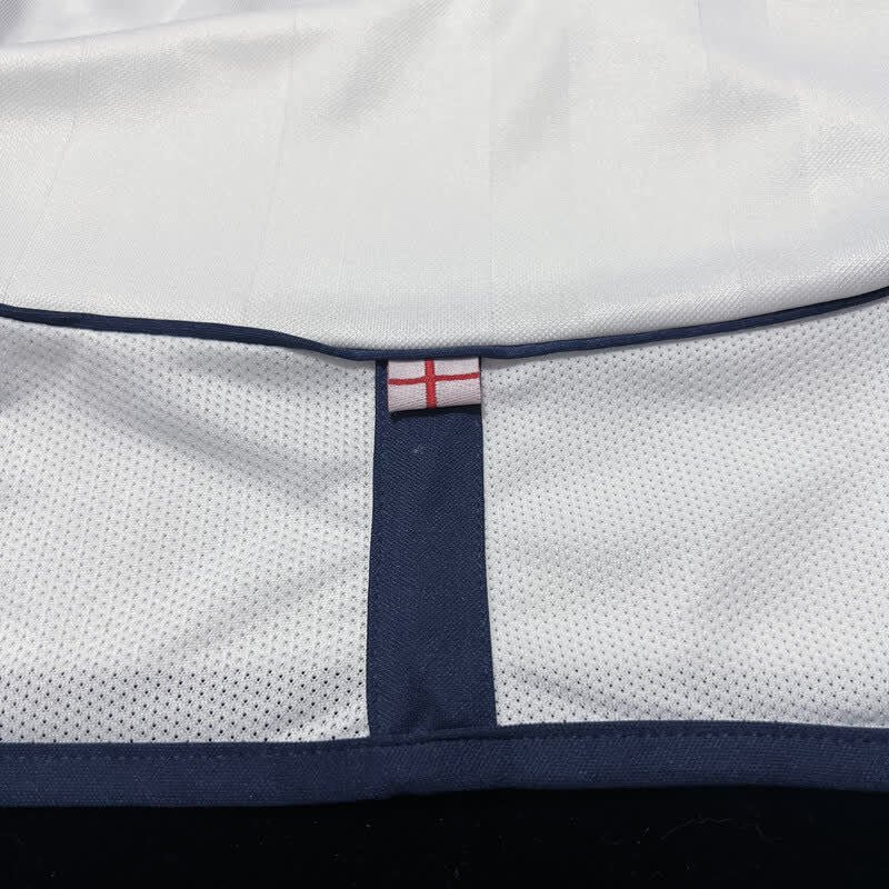 football-shirt-england-home-02-03-retro-2 Football Shirt England Home 02-03 Retro back