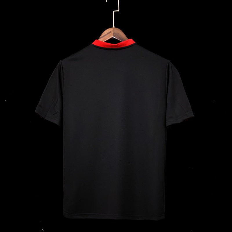 football-shirt-manchester-united-training-25-26-2 Football Shirt Manchester United Training 25-26 back