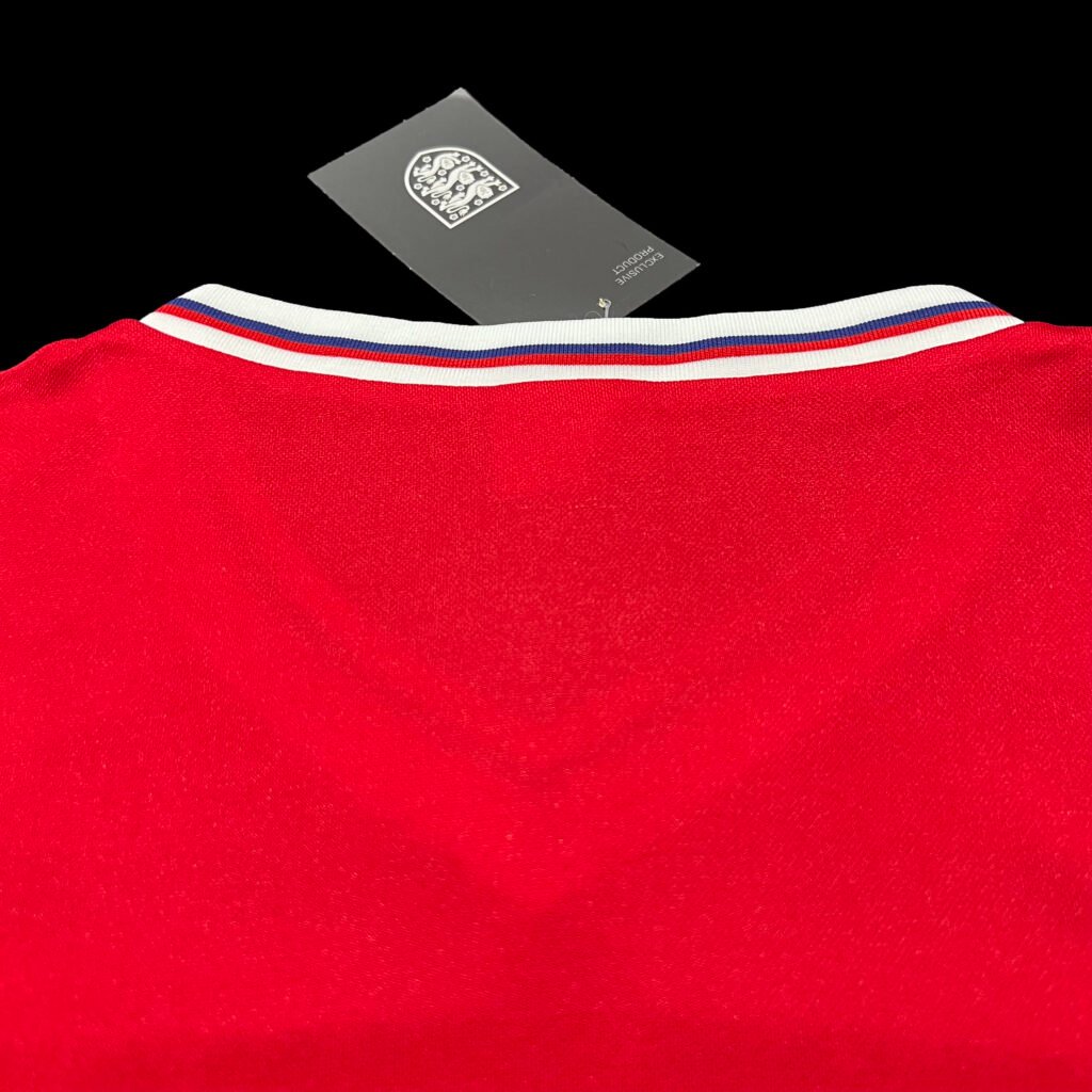 football-shirt-england-away-1982-retro-3 Football Shirt England Away 1982 Retro extra 1