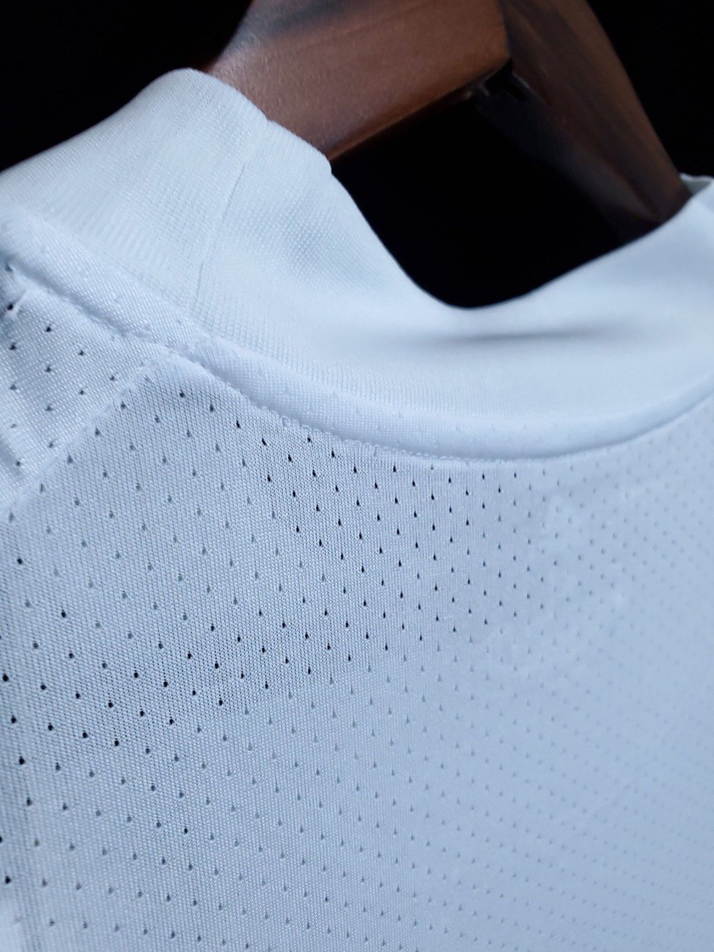 football-shirt-leeds-united-training-20-21-3 Football Shirt Leeds United Training 20-21 extra 1