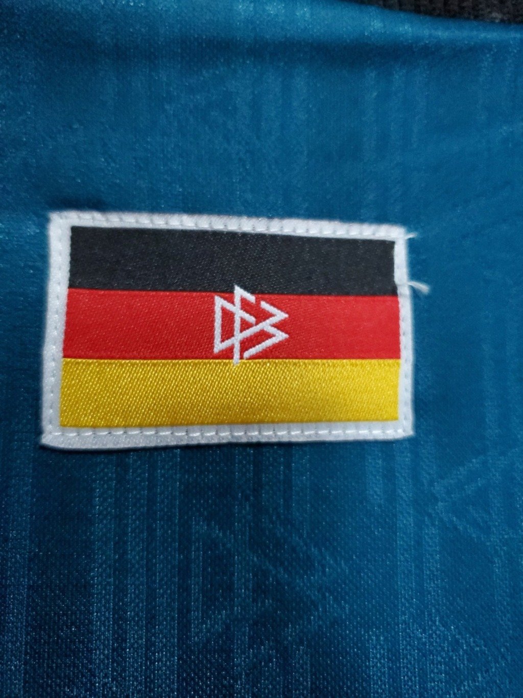 football-shirt-germany-away-98-99-retro-2 Football Shirt Germany Away 98-99 Retro back