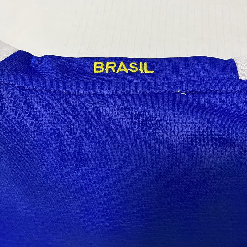 Football Shirt Brazil Away 06-07 Retro extra 1