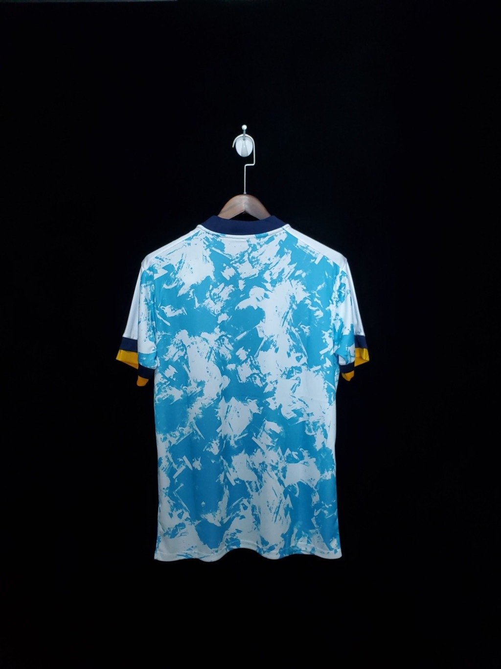football-shirt-wolverhampton-wanderers-away-20-21-2 Football Shirt Wolverhampton Wanderers Away 20-21 back