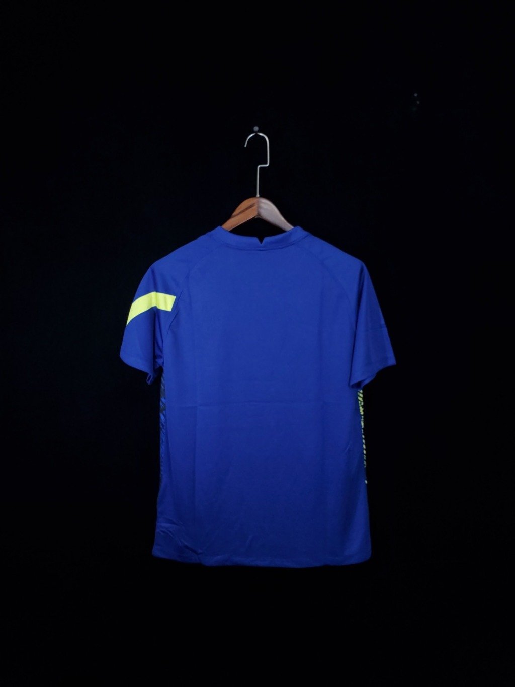 football-shirt-tottenham-hotspur-training-20-21-2 Football Shirt Tottenham Hotspur Training 20-21 back