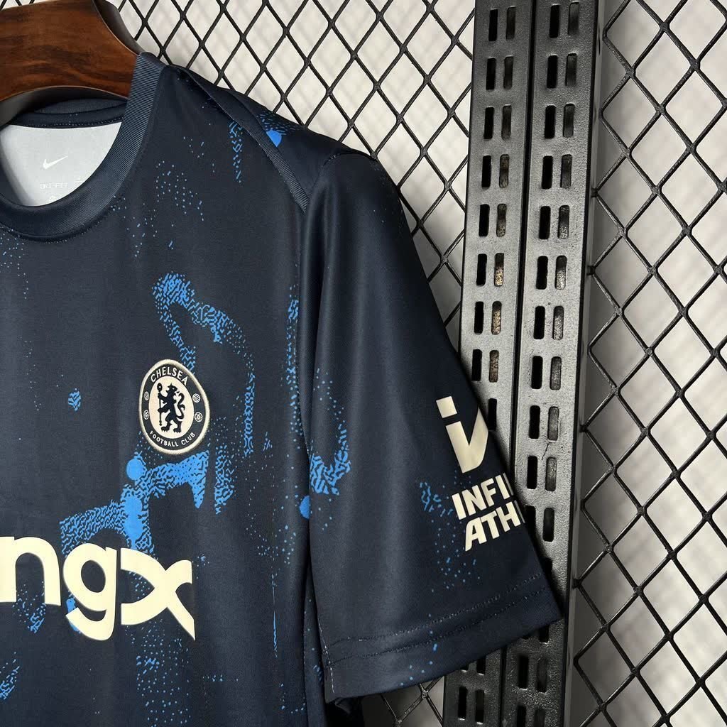 football-shirt-chelsea-training-25-27-3 Football Shirt Chelsea Training 25-26 extra 1
