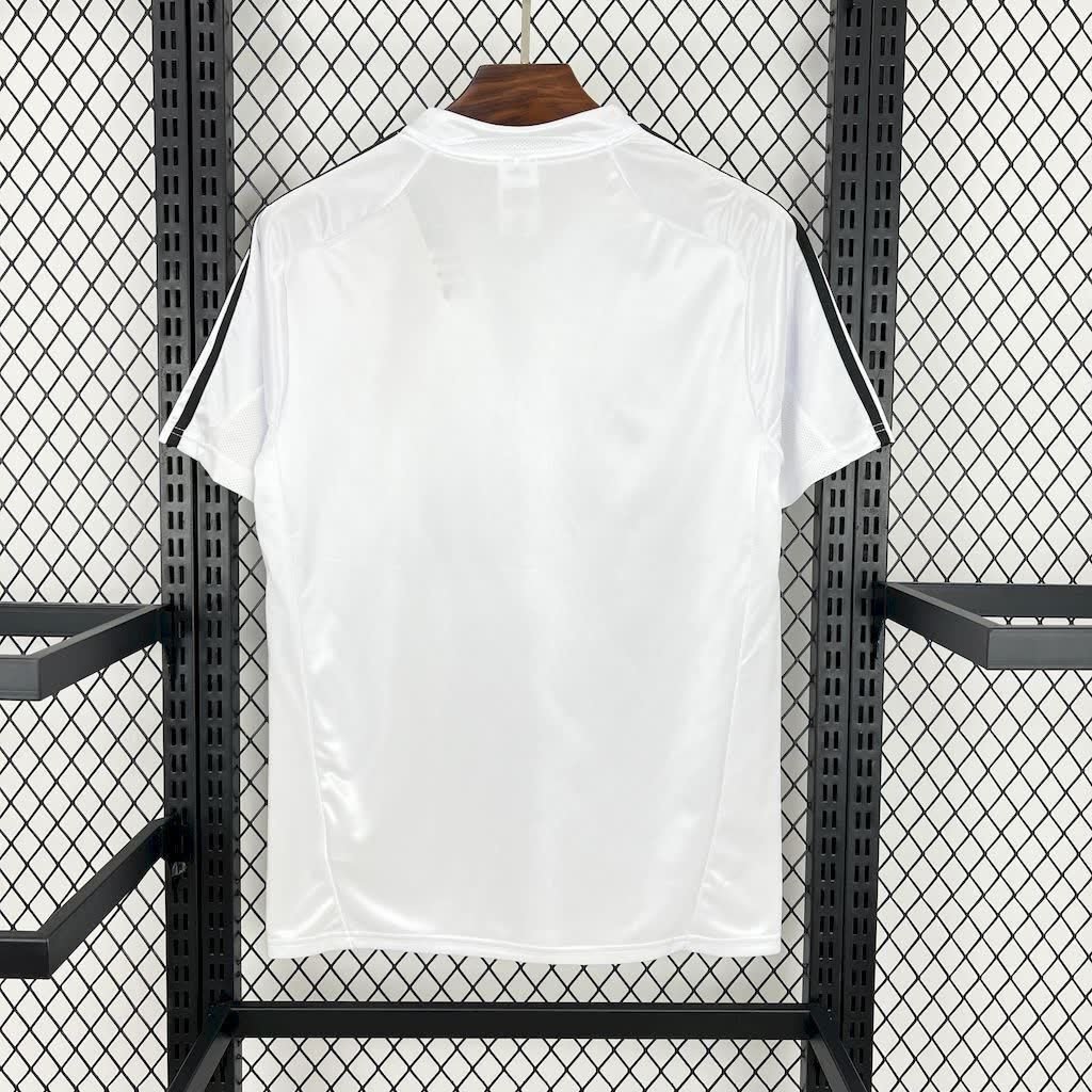 football-shirt-real-madrid-home-04-5-2 Football Shirt Real Madrid Home 04-05 back