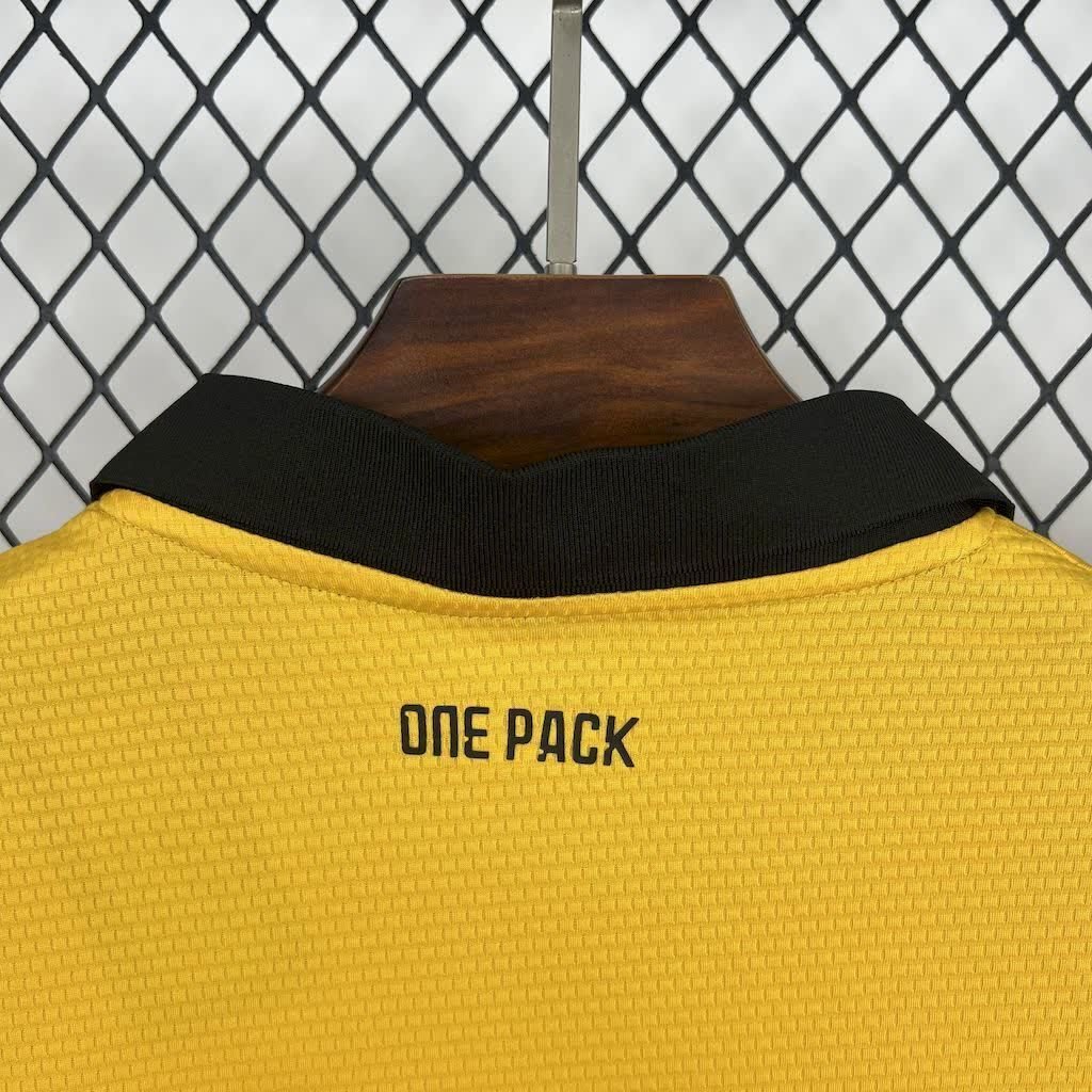 football-shirt-wolves-home-25-26-3 Football Shirt Wolves Home 25-26 extra 1