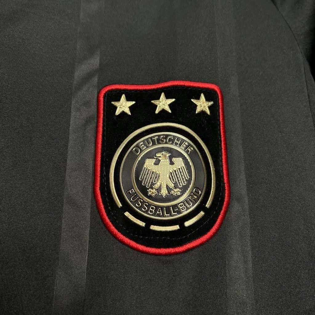 football-shirt-germany-away-2010-retro-3 Football Shirt Germany Away 2010 Retro extra 1