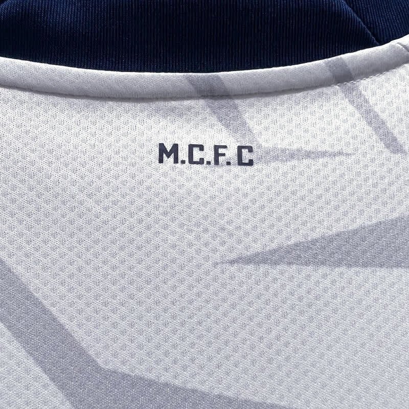 football-shirt-manchester-city-training-23-24-3 Football Shirt Manchester City Training 23-24 extra 1