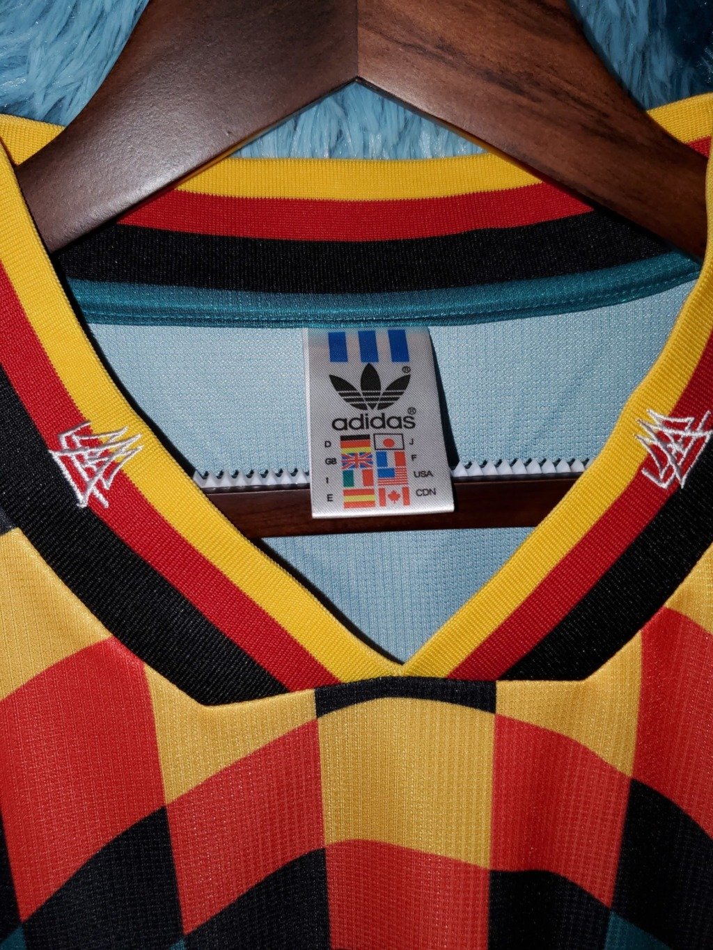 football-shirt-germany-away-94-95-retro-3 Football Shirt Germany Away 94-95 Retro extra 1