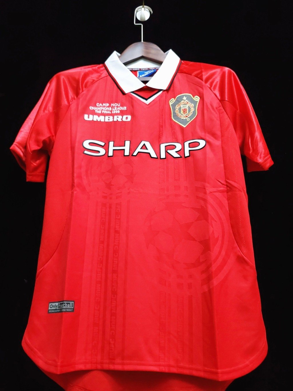 football-shirt-manchester-united-home-99-00-retro-3 Football Shirt Manchester United Home 99-00 Retro extra 1