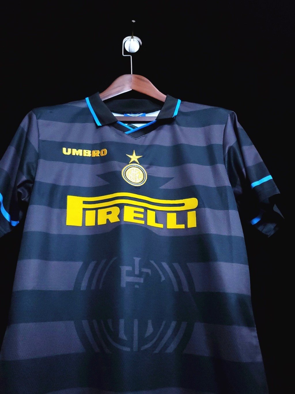football-shirt-inter-milan-away-97-98-retro-3 Football Shirt Inter Milan Away 97-98 Retro extra 1
