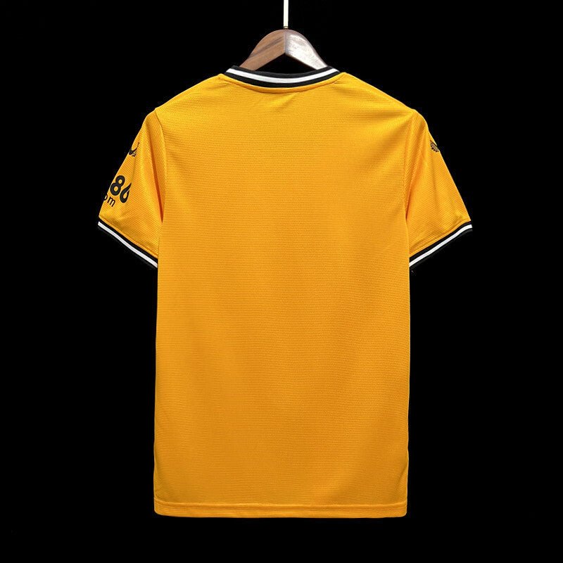 football-shirt-wolverhampton-wanderers-home-23-24-2 Football Shirt Wolverhampton Wanderers Home 23-24 back
