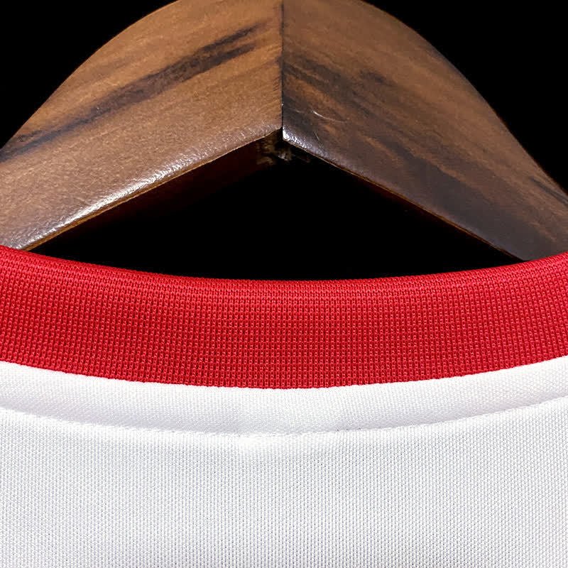 football-shirt-manchester-united-pre-match-training-21-22-3 Football Shirt Manchester United Pre-Match Training 21-22 extra 1