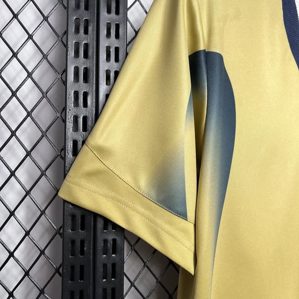 football-shirt-italy-goalkeeper-retro-06-07-4 Football Shirt Italy Goalkeeper Retro 06-07 extra 2