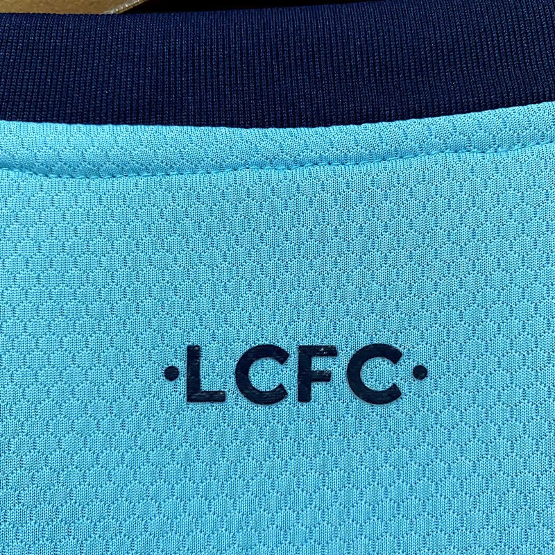 football-shirt-leicester-city-away-21-22-3 Football Shirt Leicester City Away 21-22 extra 1