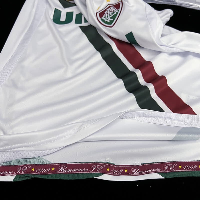 football-shirt-fluminense-away-2010-retro-3 Football Shirt Fluminense Away 2010 Retro extra 1