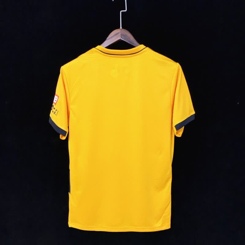 football-shirt-wolves-home-21-22-2 Football Shirt Wolves Home 21-22 back