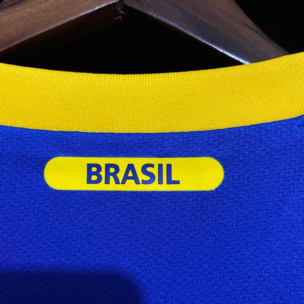 football-shirt-brazil-away-10-11-retro-4 Football Shirt Brazil Away 10-11 Retro extra 2