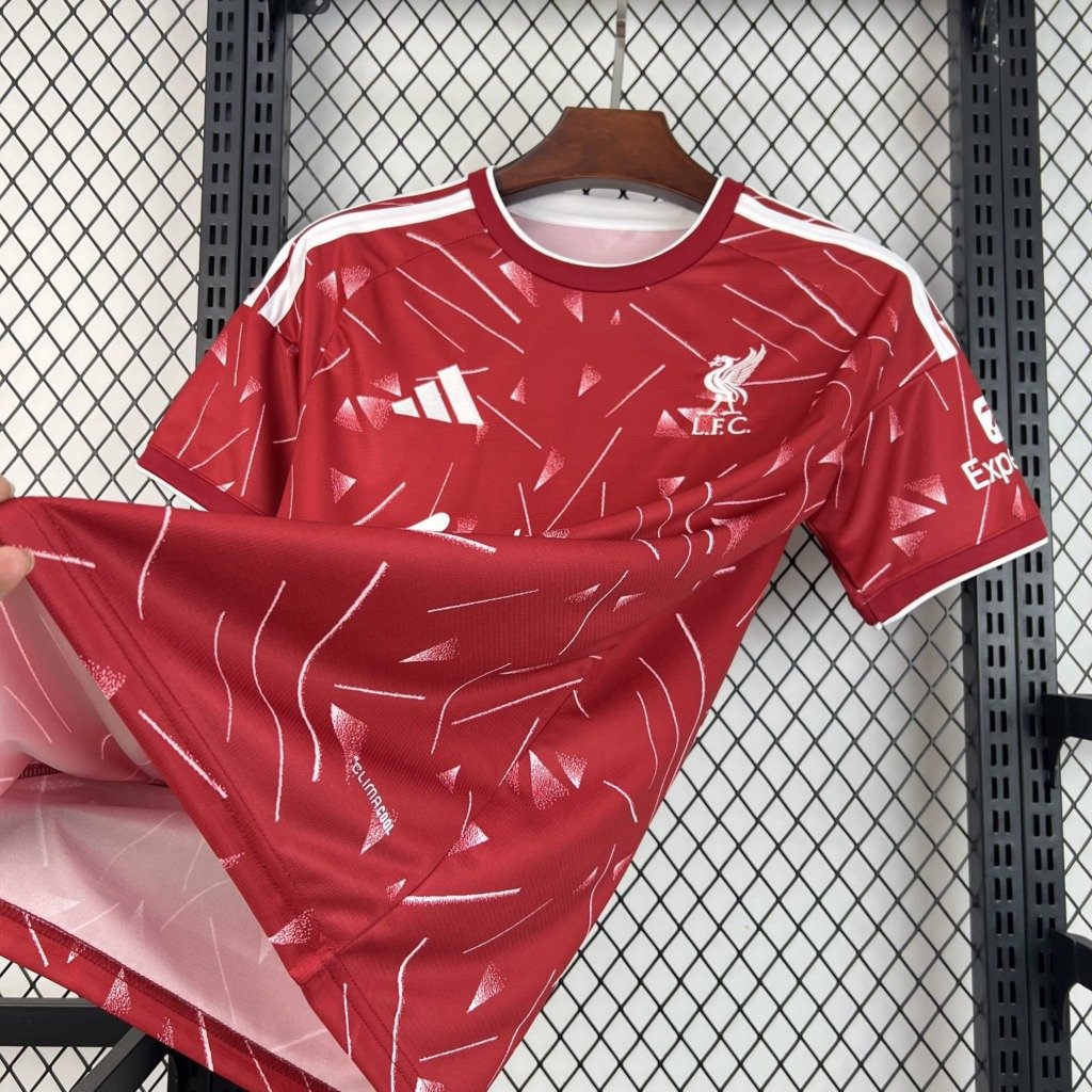 football-shirt-liverpool-fc-home-26-27-3 Football Shirt Liverpool FC Home 26-27 extra 1