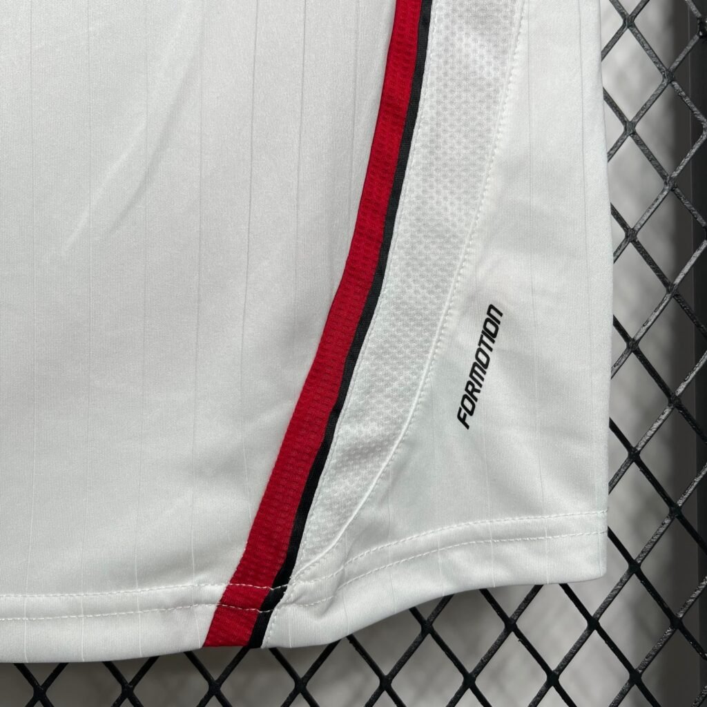 Football Shirt AC Milan Away 06-07 Retro extra 2