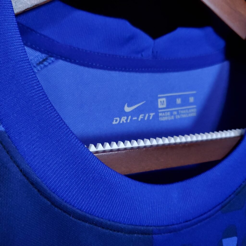 football-shirt-chelsea-training-25-26-3 Football Shirt Chelsea Training 25-26 extra 1