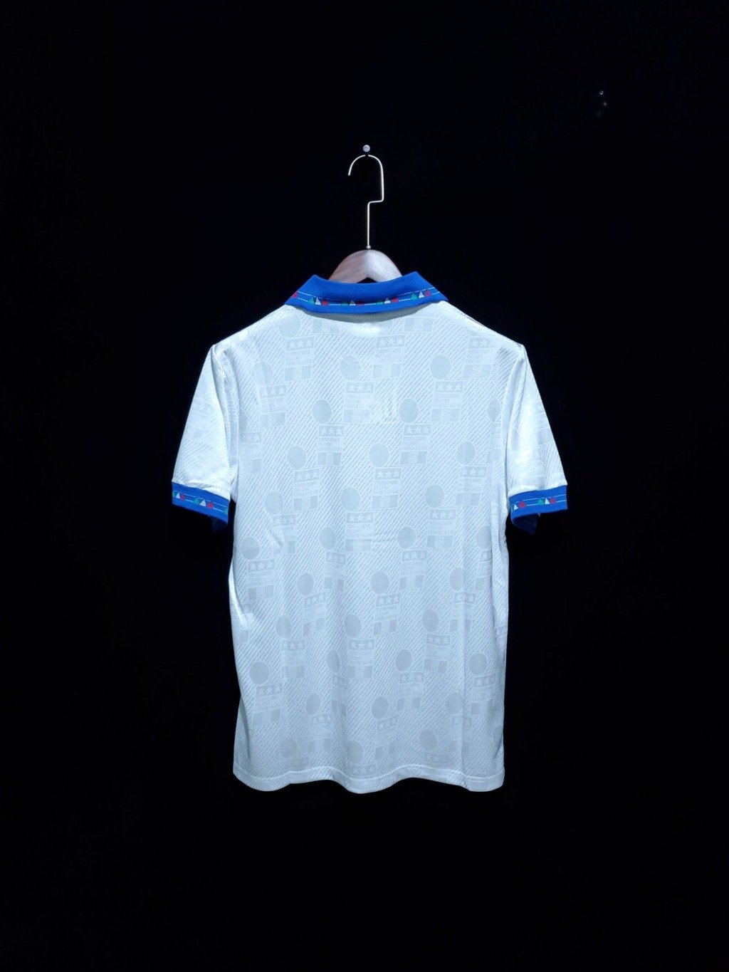 football-shirt-italy-away-94-95-retro-2 Football Shirt Italy Away 94-95 Retro back
