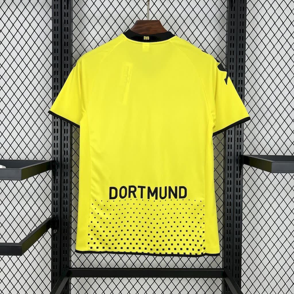 football-shirt-borussia-dortmund-home-11-12-retro-2 Football Shirt Borussia Dortmund Home 11-12 Retro back