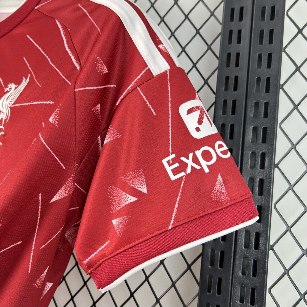 football-shirt-liverpool-fc-home-26-27-4 Football Shirt Liverpool FC Home 26-27 extra 2